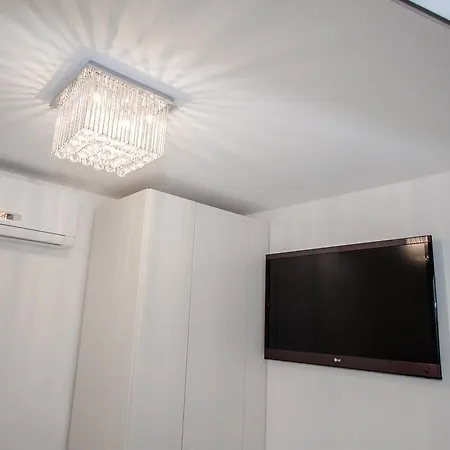 Luxury White Sensation Apartament *
