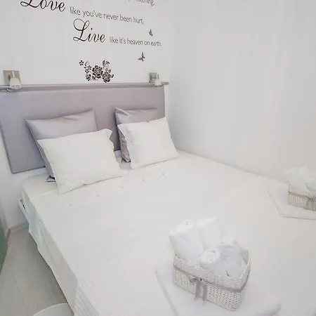 Luxury White Sensation Апартаменты Водице